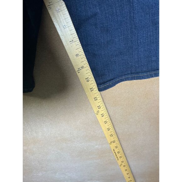 Levi Strauss & Co men's Dark Wash Denim Bermuda Shorts Size 29 - Picture 6 of 8